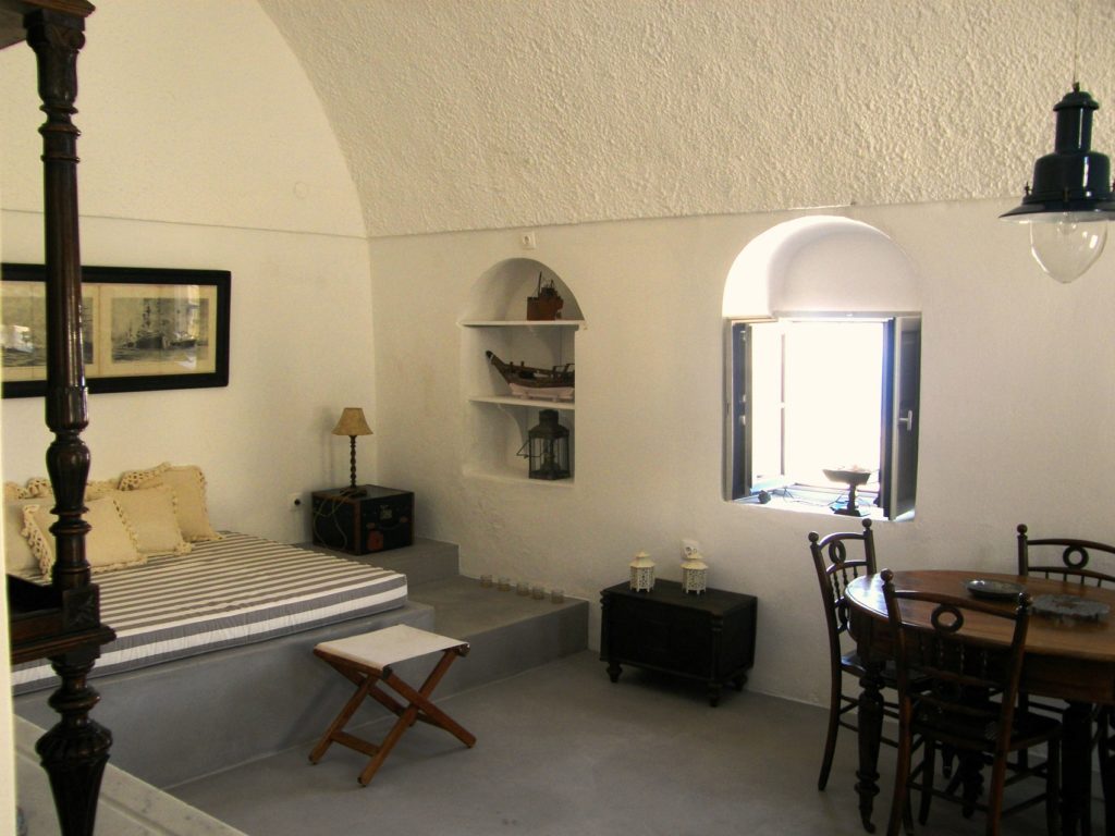 santorini accommodation